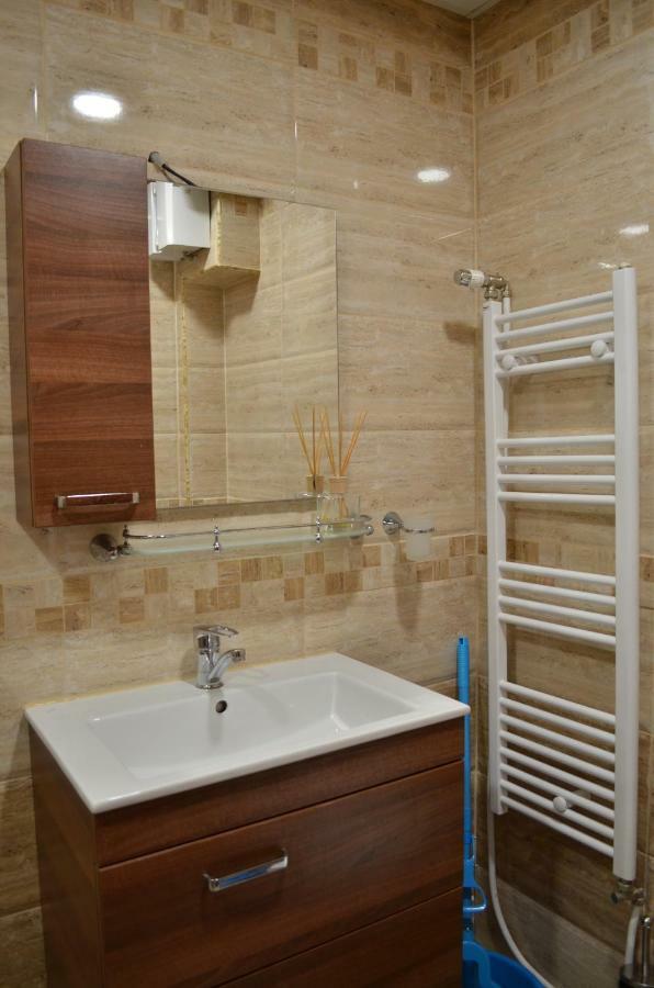 Luxury Apartment Near Varna, Located In Targovishte Exterior foto